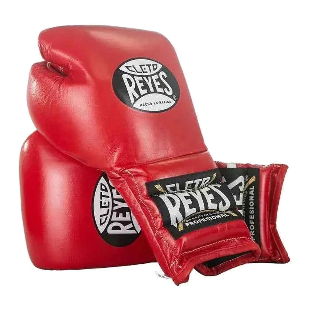 Cleto Reyes red gloves knuckle view with contoured striking surface